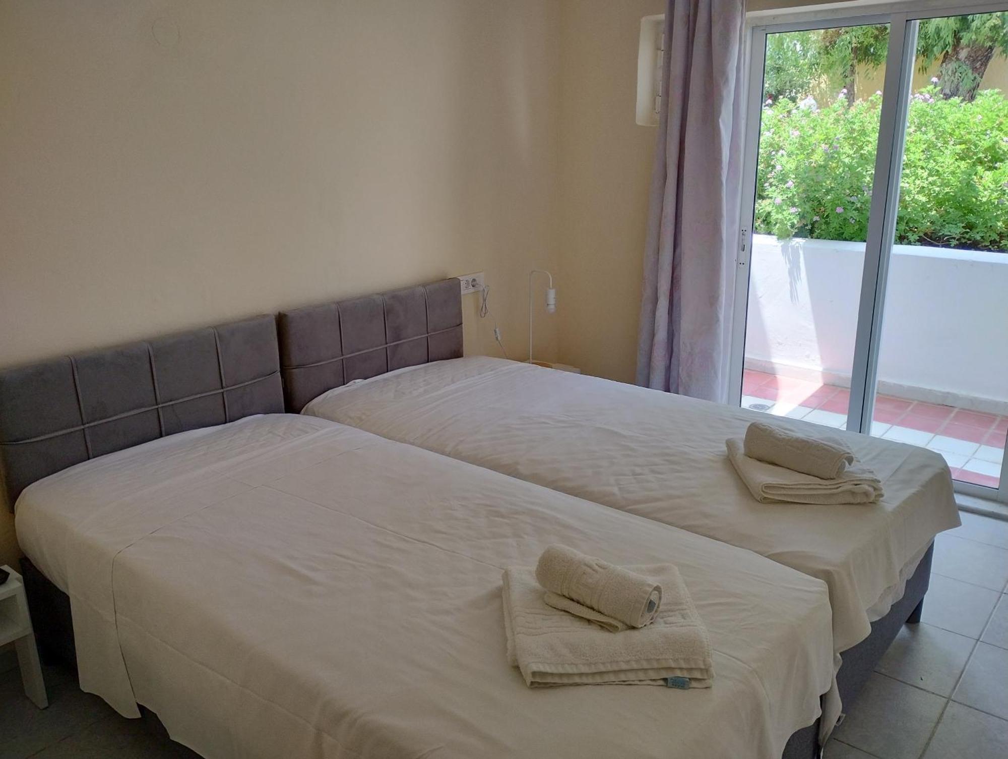 Leonidas Hotel & Studios Kos Town Room photo